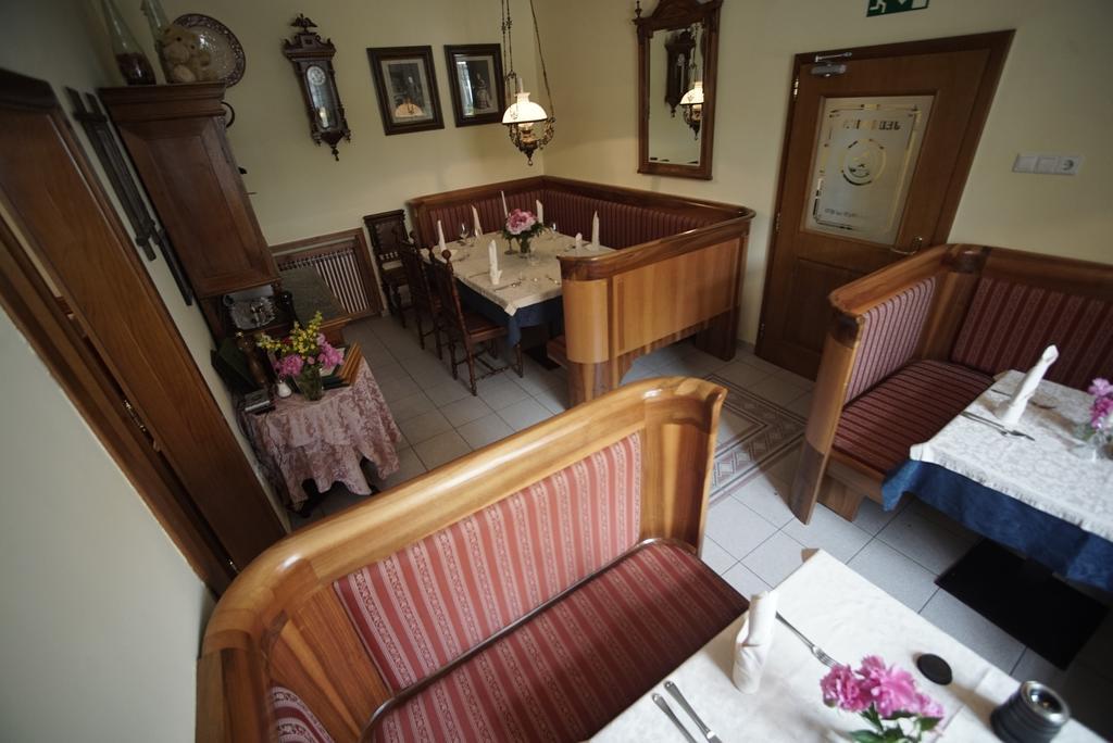 Siker B&B Hotel Pernica Eksteriør billede