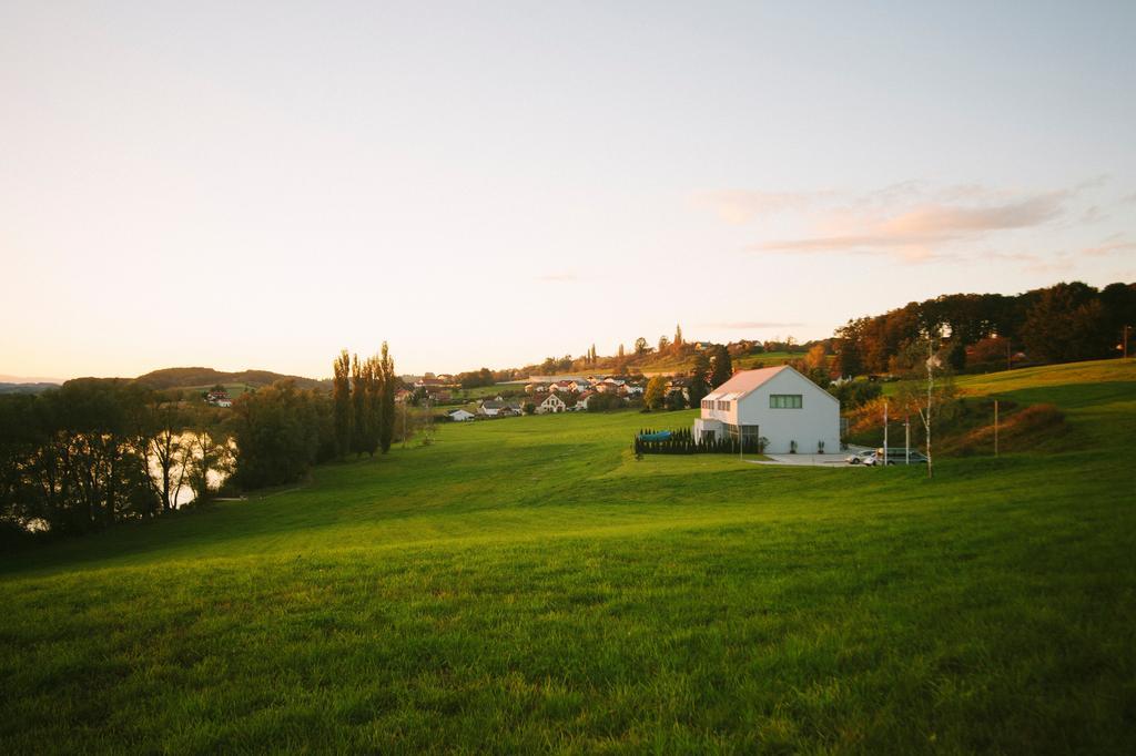 Siker B&B Hotel Pernica Eksteriør billede